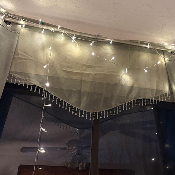 Home Collection Olive Valance - Picture 7 of 8